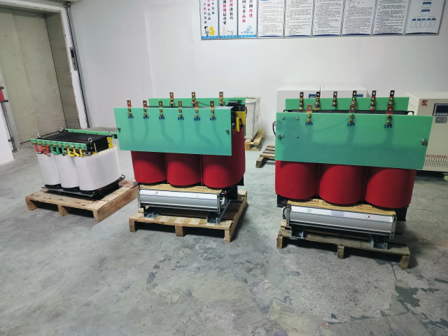 宁晋KS11-1000KVA矿用变压器